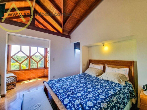 Imagem Imóvel com 3 Quartos à Venda, 330 m² em Região Serra Da Cantareira - Mairiporã