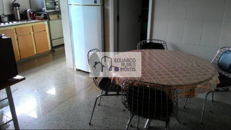 Imagem Apartamento com 4 Quartos à Venda, 250 m² em Santo Antônio - Belo Horizonte Imagem Apartamento com 4 Quartos à Venda, 250 m² em Santo Antônio - Belo Horizonte