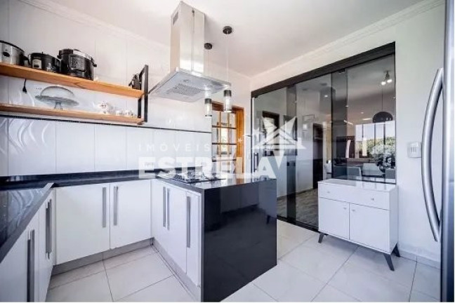 Imagem Sobrado com 3 Quartos à Venda, 220 m² em Outeiro De Passárgada - Cotia