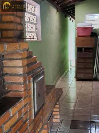 Imagem Casa com 3 Quartos à Venda, em Centro - Sarzedo Imagem Casa com 3 Quartos à Venda, em Centro - Sarzedo