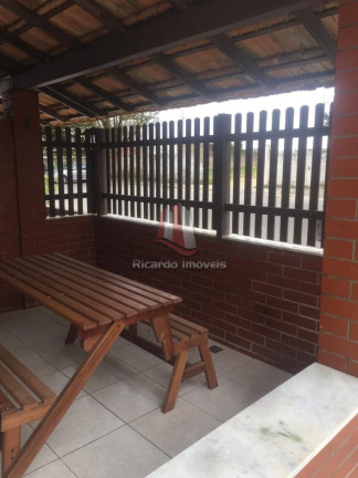 Imagem Imóvel com 3 Quartos à Venda, 100 m² em Peró - Cabo Frio Imagem Imóvel com 3 Quartos à Venda, 100 m² em Peró - Cabo Frio