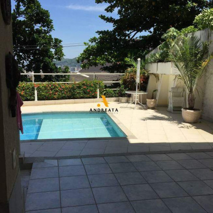 Imagem Casa com 7 Quartos à Venda, 318 m² em Tijuca - Rio De Janeiro