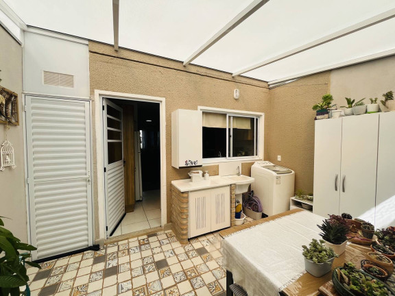 Imagem Casa com 2 Quartos à Venda, 74 m² em São Paulo Imagem Casa com 2 Quartos à Venda, 74 m² em São Paulo