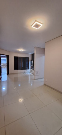 Imagem Casa com 4 Quartos à Venda, 182 m² em Cidade Alta - Cuiabá