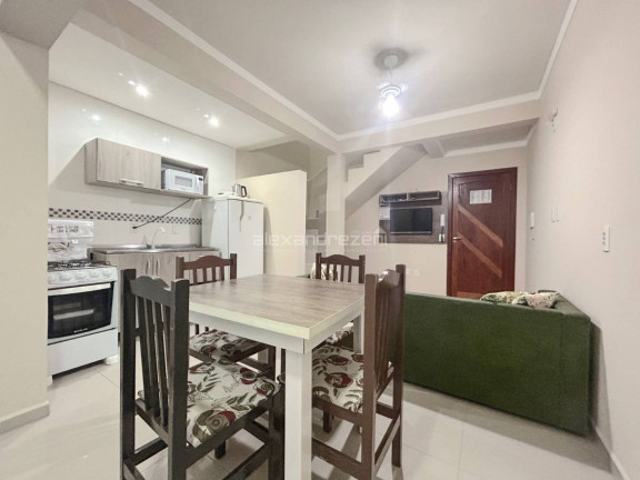 Imagem Apartamento com 1 Quarto para Temporada, 40 m² em Bombas - Bombinhas