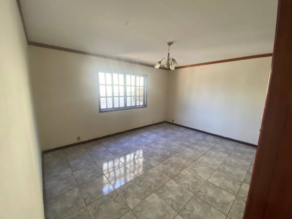 Imagem Casa com 3 Quartos à Venda, 257 m² em Centro - Araruama Imagem Casa com 3 Quartos à Venda, 257 m² em Centro - Araruama