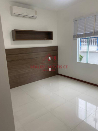 Imagem Casa com 4 Quartos à Venda, 175 m² em Portinho - Cabo Frio