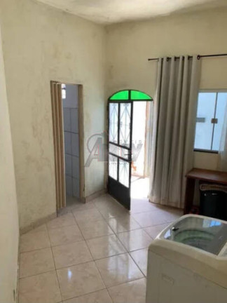 Imagem Casa com 1 Quarto à Venda, em Vila Luiza - Montes Claros Imagem Casa com 1 Quarto à Venda, em Vila Luiza - Montes Claros