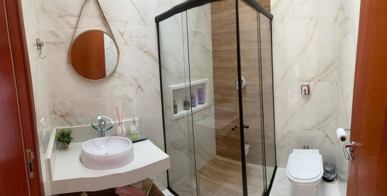 Imagem Casa com 4 Quartos à Venda, 310 m² em Barreiro - Araçoiaba Da Serra