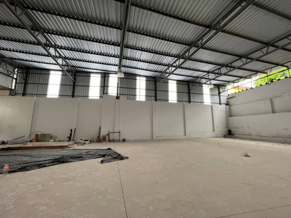 Imagem Galpão à Venda, 686 m² em Coelho - São Gonçalo