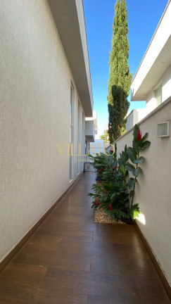 Imagem Casa com 4 Quartos à Venda, 193 m² em Jardins Lisboa - Goiânia Imagem Casa com 4 Quartos à Venda, 193 m² em Jardins Lisboa - Goiânia