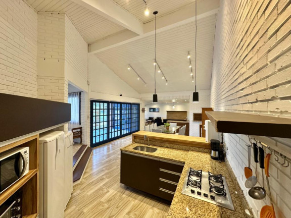 Imagem Casa com 3 Quartos à Venda, 197 m² em Centro - Capao Da Canoa