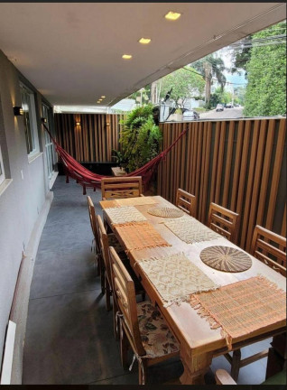 Imagem Imóvel com 2 Quartos à Venda, 151 m² em Leblon - Rio De Janeiro Imagem Imóvel com 2 Quartos à Venda, 151 m² em Leblon - Rio De Janeiro