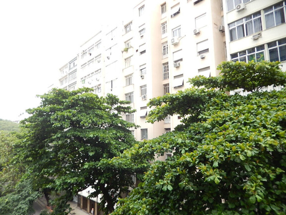Imagem Apartamento com 3 Quartos à Venda,  em Copacabana - Rio De Janeiro
