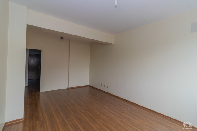 Imagem Sala Comercial à Venda, 39 m² em Independência - Porto Alegre Imagem Sala Comercial à Venda, 39 m² em Independência - Porto Alegre