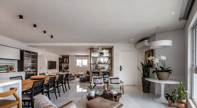 Imagem Apartamento com 3 Quartos à Venda, 163 m² em Centro - Balneário Camboriú