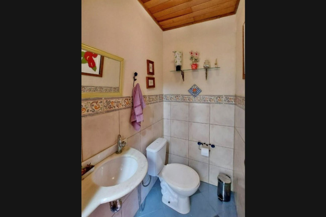 Imagem Casa com 4 Quartos à Venda, 250 m² em Barra Do Imbuí - Teresópolis