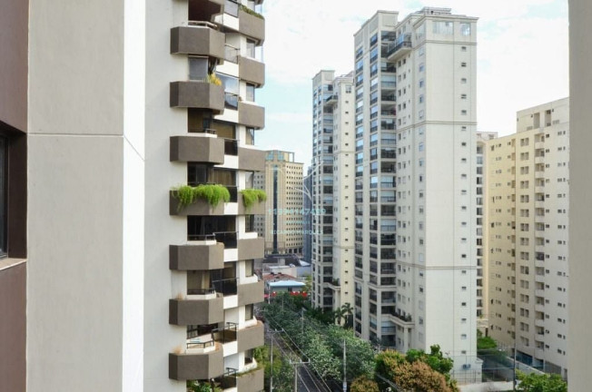 Imagem Apartamento com 2 Quartos à Venda, 50 m² em Moema - São Paulo Imagem Apartamento com 2 Quartos à Venda, 50 m² em Moema - São Paulo