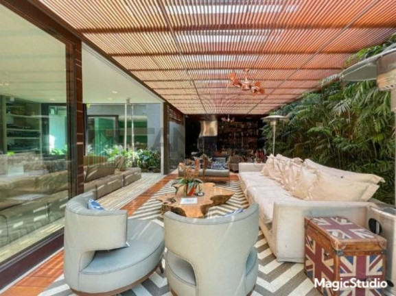 Imagem Casa com 5 Quartos à Venda, 772 m² em Jardim América - São Paulo