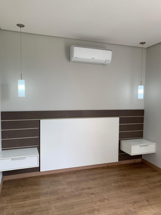 Imagem Casa com 3 Quartos à Venda, 160 m²