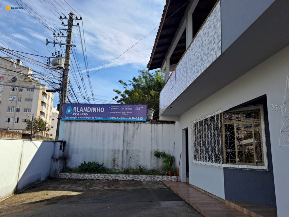 Imagem Casa com 6 Quartos à Venda, 340 m² em Córrego Grande - Florianópolis