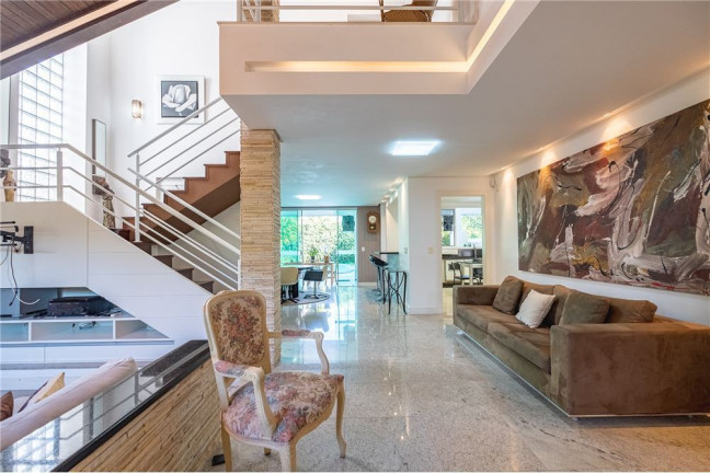 Imagem Casa com 4 Quartos à Venda, em Jurerê Internacional - Florianópolis Imagem Casa com 4 Quartos à Venda, em Jurerê Internacional - Florianópolis