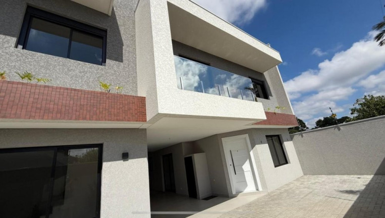 Sobrado com 3 Quartos à Venda, 160 m² em Portão - Curitiba