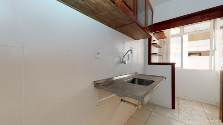 Imagem Imóvel com 1 Quarto à Venda, 37 m² em Centro Histórico - Porto Alegre Imagem Imóvel com 1 Quarto à Venda, 37 m² em Centro Histórico - Porto Alegre