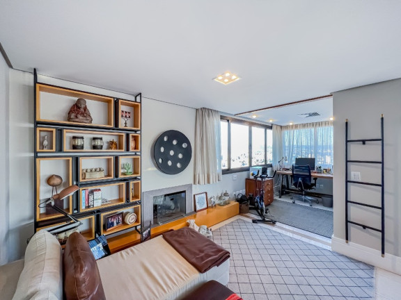 Imagem Apartamento com 3 Quartos à Venda, 243 m² em Rio Branco - Porto Alegre