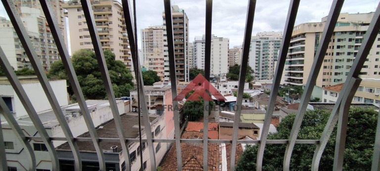 Imagem Apartamento com 3 Quartos à Venda, 85 m² em Icaraí - Niterói Imagem Apartamento com 3 Quartos à Venda, 85 m² em Icaraí - Niterói