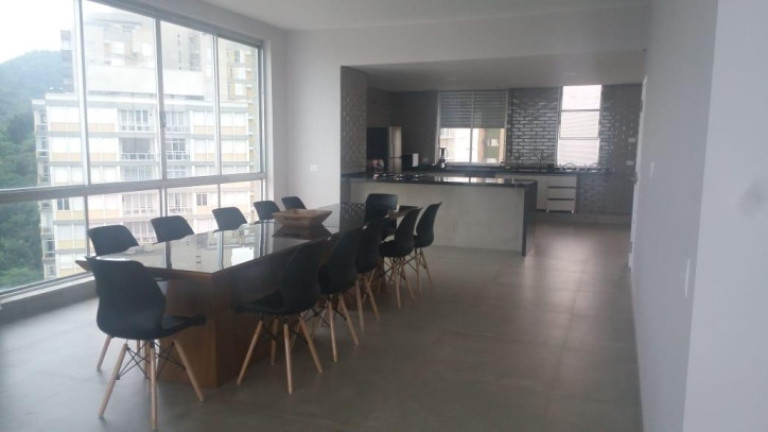Imagem Apartamento com 6 Quartos à Venda, 384 m² em Pitangueiras - Guarujá Imagem Apartamento com 6 Quartos à Venda, 384 m² em Pitangueiras - Guarujá