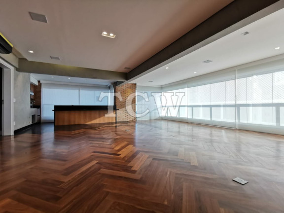 Apartamento com 3 Quartos à Venda, 205 m² em Jardins - São Paulo