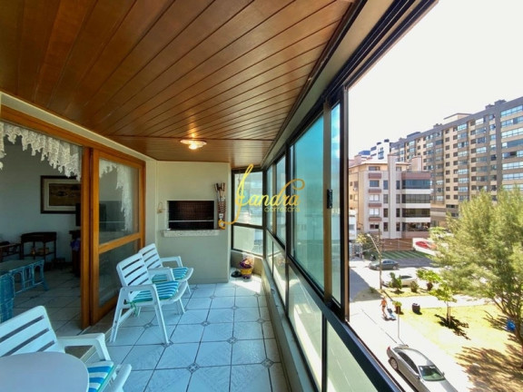 Imagem Apartamento com 3 Quartos à Venda, 173 m² em Centro - Capão Da Canoa