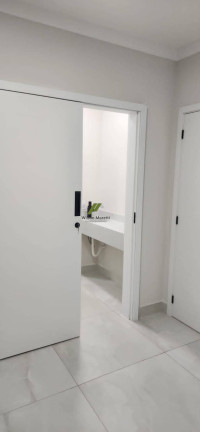 Imagem Casa de Condomínio com 3 Quartos à Venda, 140 m²