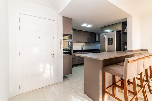 Imagem Apartamento com 3 Quartos à Venda, 107 m² em Cristo Redentor - Porto Alegre Imagem Apartamento com 3 Quartos à Venda, 107 m² em Cristo Redentor - Porto Alegre