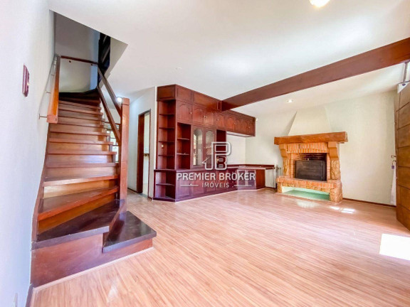 Imagem Casa com 4 Quartos à Venda, 114 m² em Alto - Teresópolis
