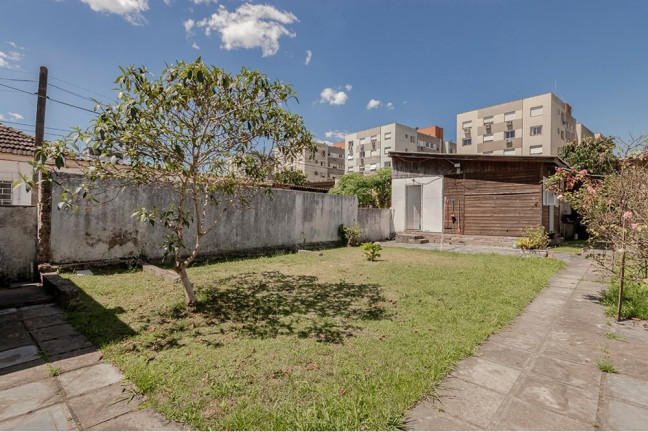 Imagem Terreno à Venda, 666 m² em Partenon - Porto Alegre Imagem Terreno à Venda, 666 m² em Partenon - Porto Alegre