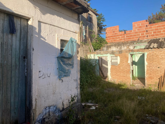 Terreno à Venda, 250 m² em Jardim São Benedito - Taubaté