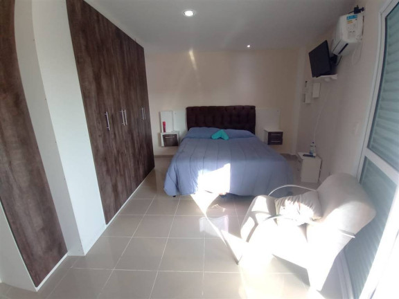 Imagem Sobrado com 3 Quartos à Venda, 264 m² em Tupi - Praia Grande