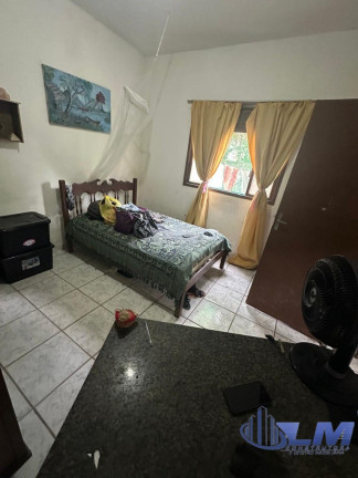 Imagem Casa com 7 Quartos à Venda, 44 m² em Santa Mônica - Guarapari Imagem Casa com 7 Quartos à Venda, 44 m² em Santa Mônica - Guarapari