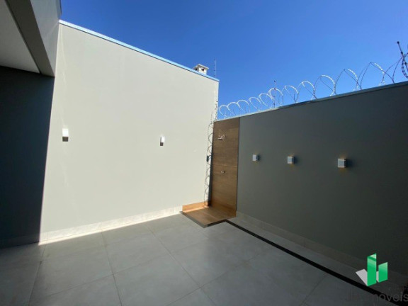Imagem Casa com 3 Quartos à Venda, 150 m² em Planalto - Montes Claros