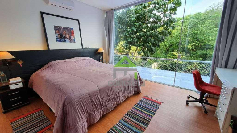 Casa com 3 Quartos à Venda, 307 m² em Granja Viana - Cotia