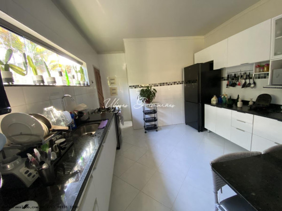 Imagem Casa com 5 Quartos à Venda, 280 m² em Busca Vida (abrantes) - Camaçari