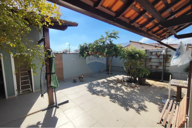 Imagem Casa de Condomínio com 3 Quartos à Venda, 242 m² em Centro - Maricá Imagem Casa de Condomínio com 3 Quartos à Venda, 242 m² em Centro - Maricá