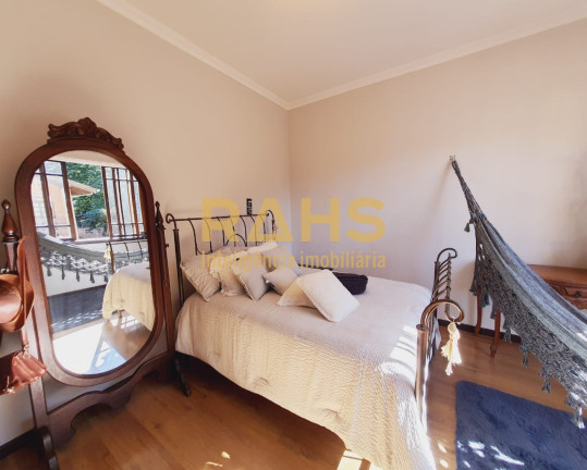 Imagem Casa com 4 Quartos à Venda, 420 m² em Anita Garibaldi - Joinville Imagem Casa com 4 Quartos à Venda, 420 m² em Anita Garibaldi - Joinville