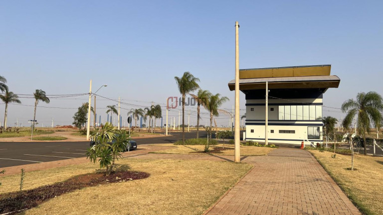 Imagem Imóvel à Venda, 800 m² Imagem Imóvel à Venda, 800 m²
