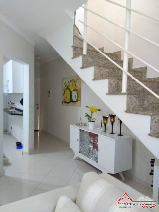Casa de Condomínio com 3 Quartos à Venda, 121 m² em Prolongamento Jd Sta Maria - Jacareí
