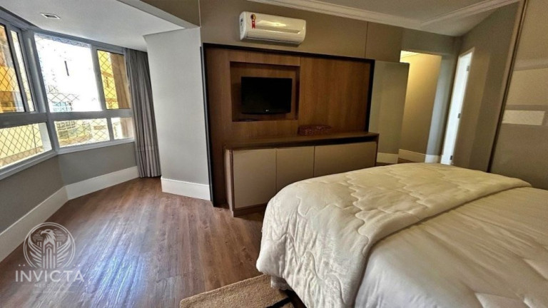 Imagem Apartamento com 3 Quartos à Venda, 175 m² em Barra Sul - Balneário Camboriú Imagem Apartamento com 3 Quartos à Venda, 175 m² em Barra Sul - Balneário Camboriú