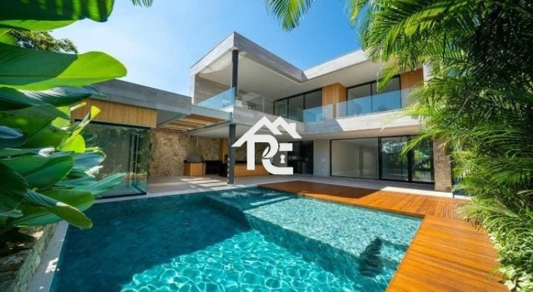 Casa com 5 Quartos à Venda, 860 m² em Barra Da Tijuca - Rio De Janeiro