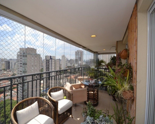 Apartamento com 3 Quartos à Venda, 224 m² em Vila Romana - São Paulo